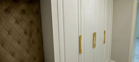 3 bedrooms Apartment in Baku, Azerbaijan No. 1735 4