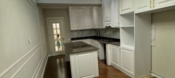 3 bedrooms Apartment in Baku, Azerbaijan No. 1735 12