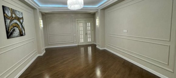 3 bedrooms Apartment in Baku, Azerbaijan No. 1735 18