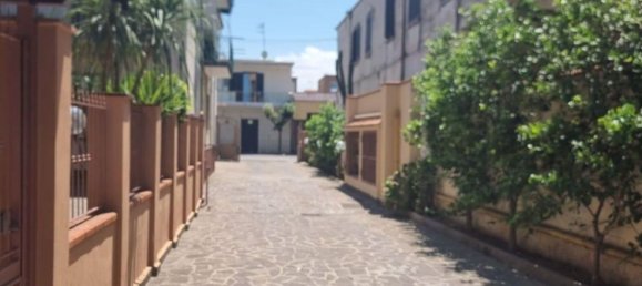 3 bedrooms Apartment in Giugliano in Campania, Italy No. 327743 3