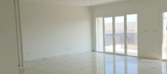 4 bedrooms Apartment in Limassol, Cyprus No. 1967 2