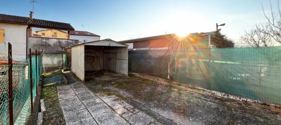 5-Zimmer Haus in Sovizzo, Italy, Nr. 60316 25