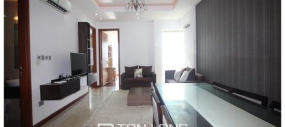 Apartamento de 3 dormitorios en Tay Ho, Vietnam No. 1628 2