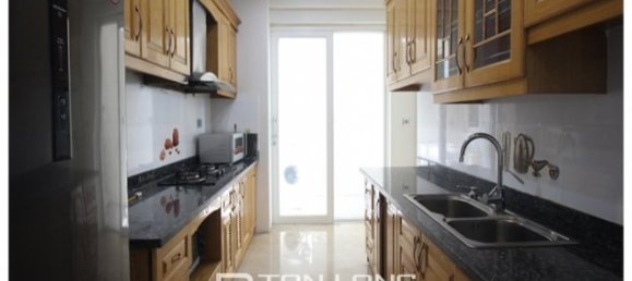 Apartamento de 3 dormitorios en Tay Ho, Vietnam No. 1628 6