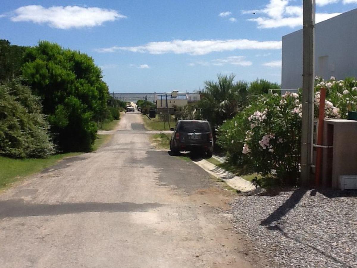  Land in Maldonado, Uruguay No. 15706