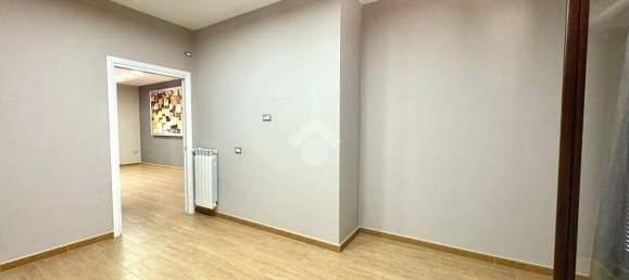 2 bedrooms Apartment in Sant'Antimo, Italy No. 273446 8