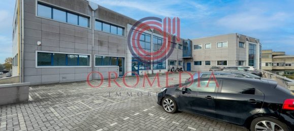 3-salle Bureau à Bergamo, Italy No. 233582 12