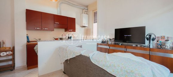 2 rooms Apartment in Vigevano, Italy No. 218313 5
