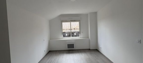 2 bedrooms Townhouse in Cologne, France No. 307483 10