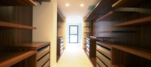 5 bedrooms Villa in Marbella, Spain No. 19597 29