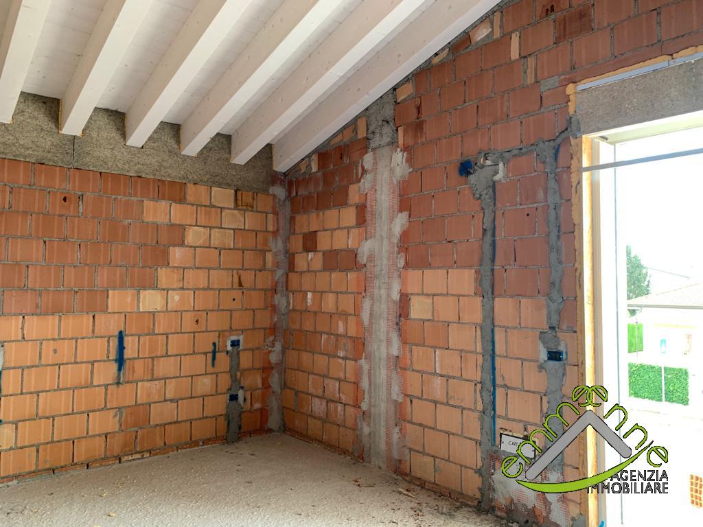 Вилла с 4 комнатами в Камполонго Маджоре, Италия № 18406