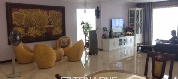 4 Schlafzimmer Wohnung in Tay Ho, Vietnam, Nr. 1338 2