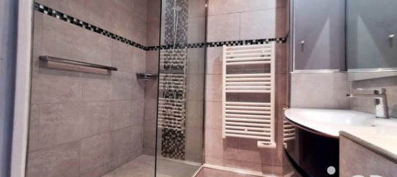 2 Schlafzimmer Wohnung in Chilly-Mazarin, France, Nr. 315156 7