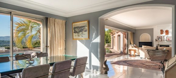 6 bedrooms Villa in Mougins, France No. 1701 11