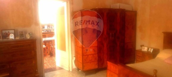 Apartamento de 4 divisões em Misterbianco, Italy N.º 232961 5