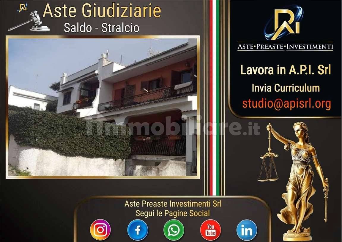 Дом с 3 спальнями в Анцио, Италия № 281685