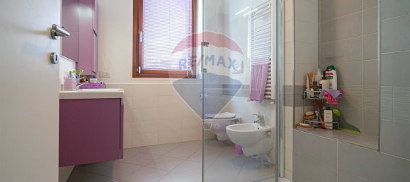 Apartamento de 4 habitaciónes en Seregno, Italy No. 334600 9