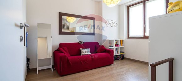 Apartamento de 4 habitaciónes en Seregno, Italy No. 334600 11