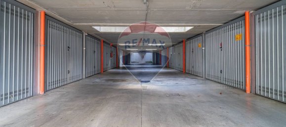 Apartamento de 4 habitaciónes en Seregno, Italy No. 334600 32