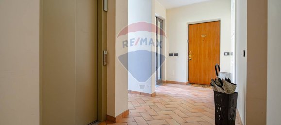 Apartamento de 4 habitaciónes en Seregno, Italy No. 334600 31