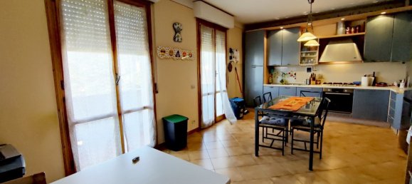 5 rooms Apartment in Laterina Pergine Valdarno, Italy No. 167273 10