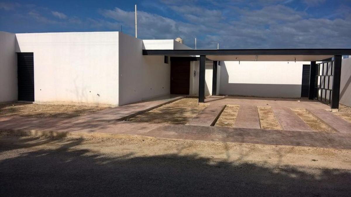 Casa de 3 dormitorios en Mérida, Mexico No. 172961