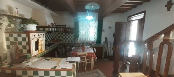 7 rooms Apartment in Castiglion Fiorentino, Italy No. 197666 8