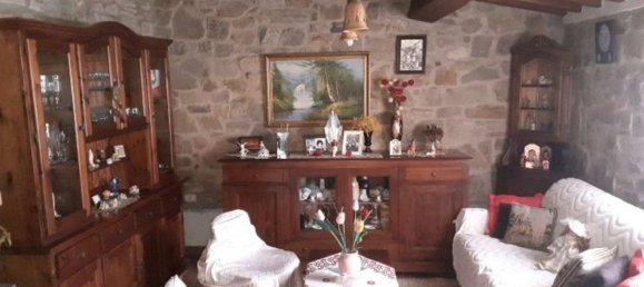 7 rooms Apartment in Castiglion Fiorentino, Italy No. 197666 30