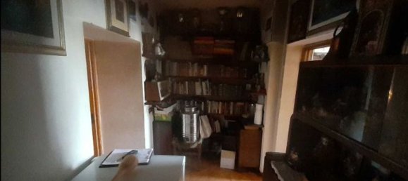 7 rooms Apartment in Castiglion Fiorentino, Italy No. 197666 43