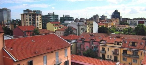 Квартира с 2 спальнями в Милан, Италия № 364973 4