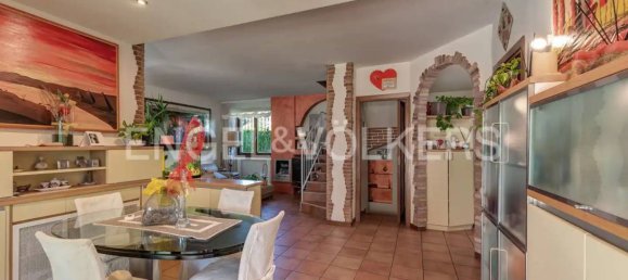 2 bedrooms Villa in Molteno, Italy No. 131251 11