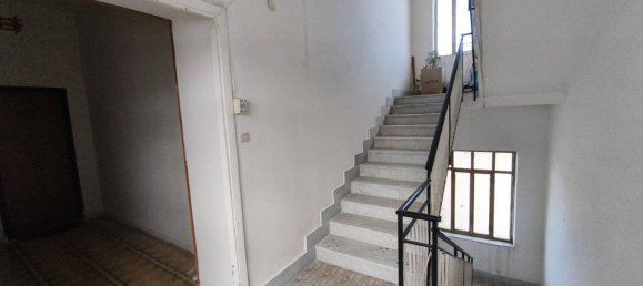 4 bedrooms Apartment in San Sebastiano al Vesuvio, Italy No. 327734 9