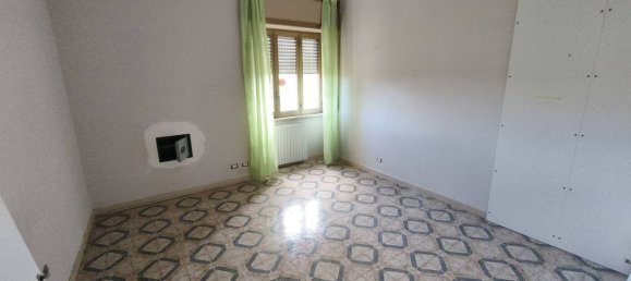 4 bedrooms Apartment in San Sebastiano al Vesuvio, Italy No. 327734 11