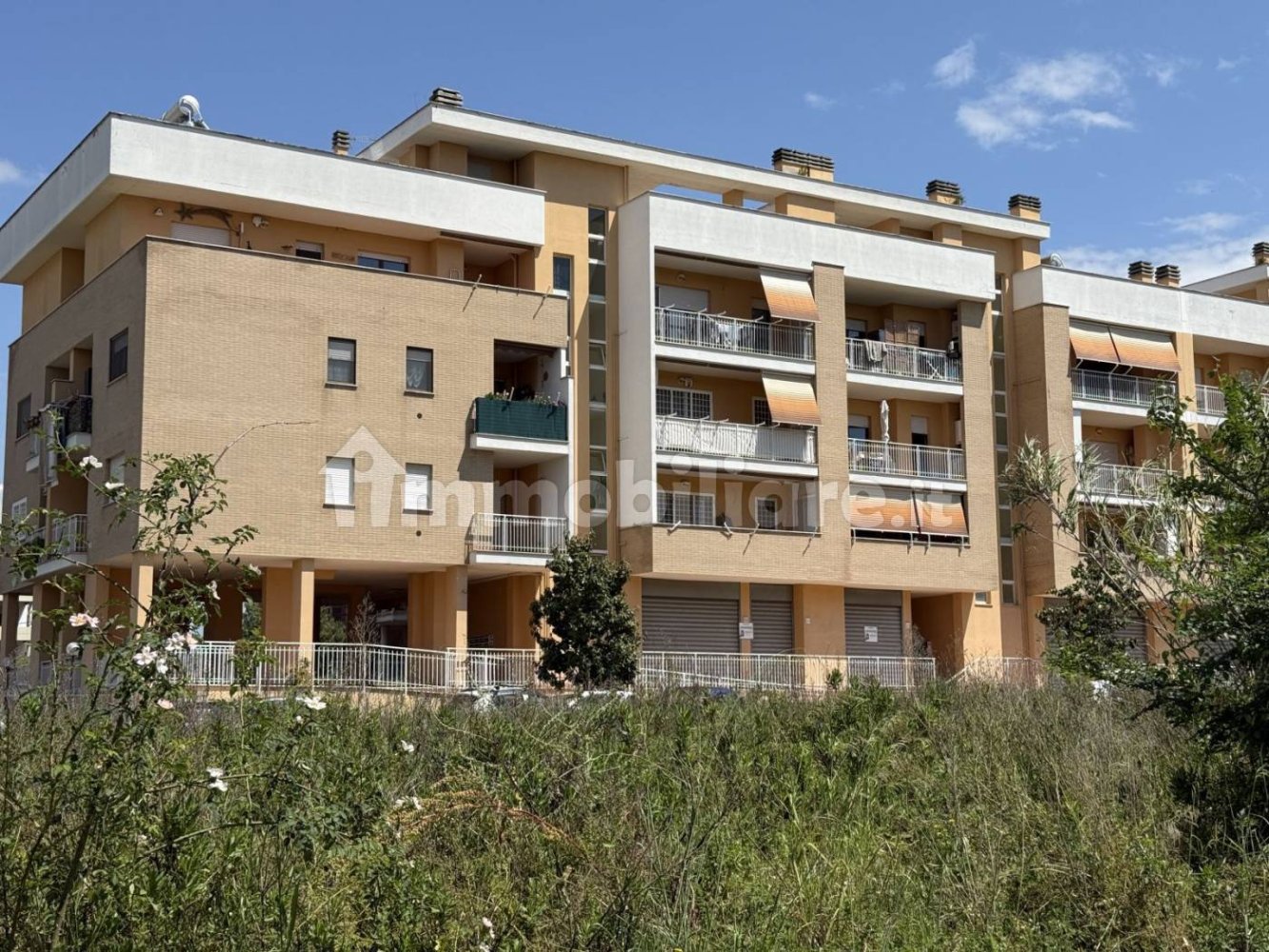 2 bedrooms Apartment in Rome, Italy No. 356915