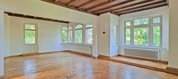 6 bedrooms Villa in Coburg, Germany No. 113436 4