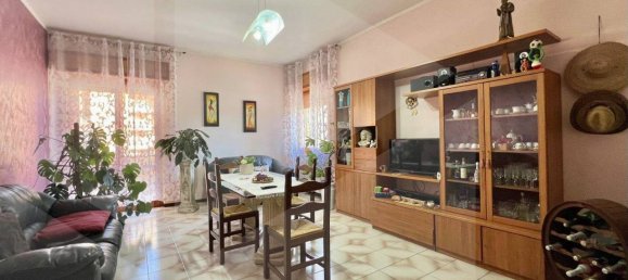 4-salle Appartement à San Salvo, Italy No. 25513 3