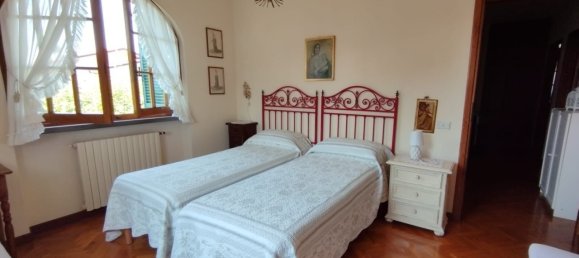 4 bedrooms Villa in Forte dei Marmi, Italy No. 36498 17
