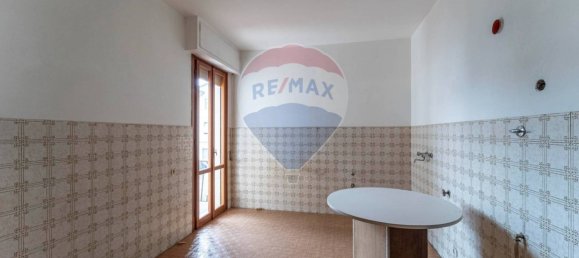 2 bedrooms Apartment in Reggello, Italy No. 283180 6