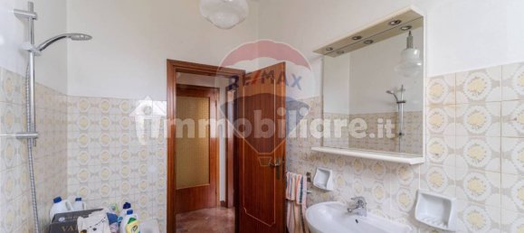 2 bedrooms Apartment in Reggello, Italy No. 283180 8