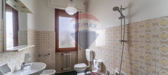 2 bedrooms Apartment in Reggello, Italy No. 283180 11