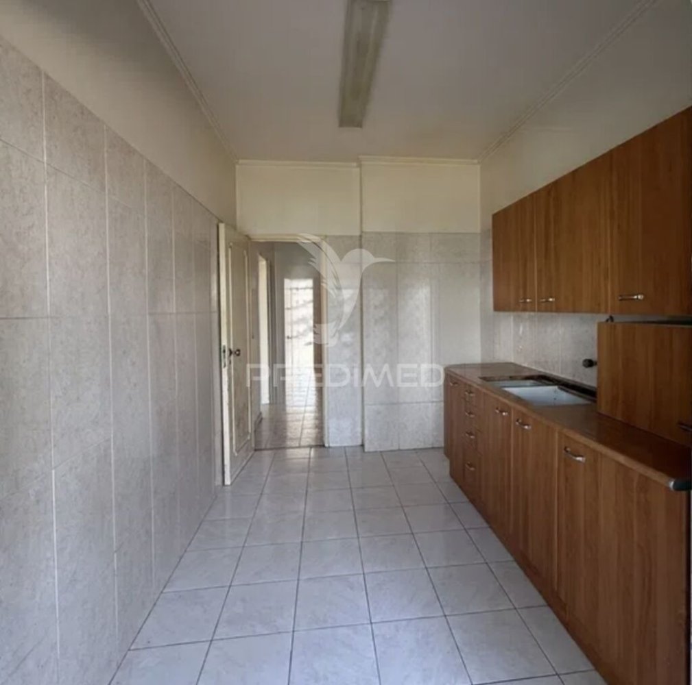Apartamento de 2 dormitorios en Oeiras, Portugal No. 338045