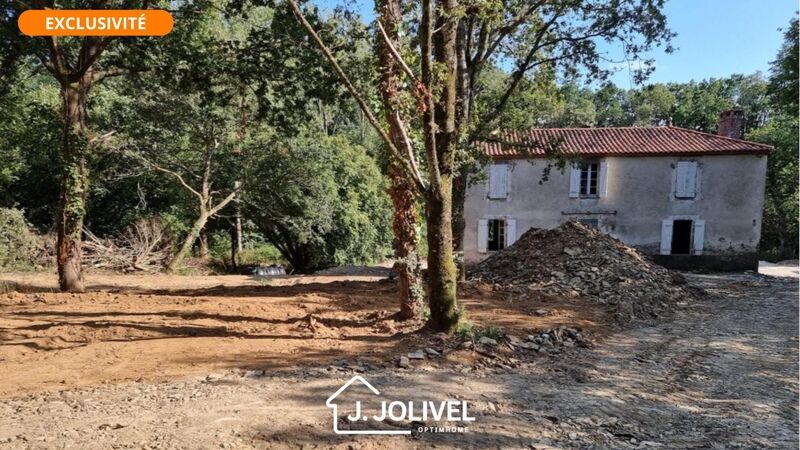 4 bedrooms House in La Roche-sur-Yon, France No. 343043