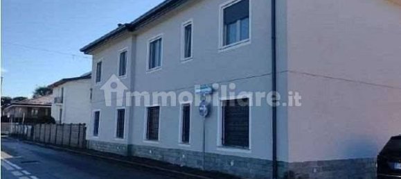 3 bedrooms Apartment in Castano Primo, Italy No. 260822 4