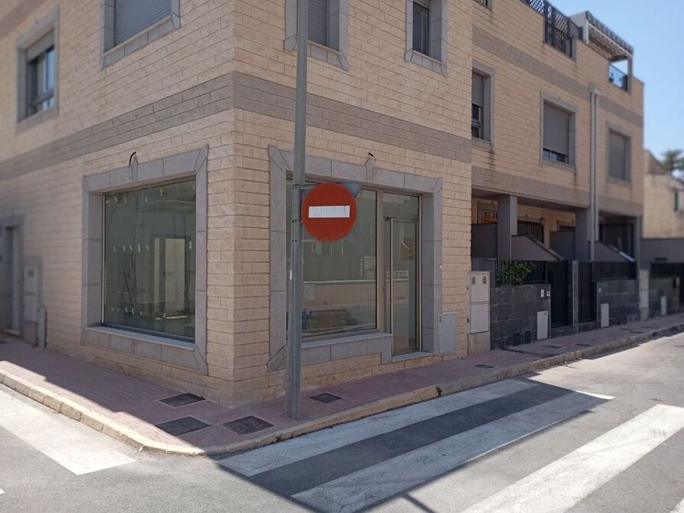  Commercial property in Daya Vieja, Spain No. 278397