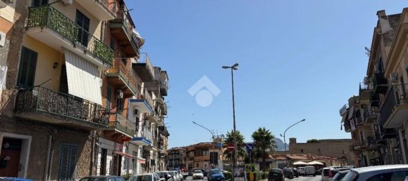 3 bedrooms Apartment in Palermo, Italy No. 379488 9