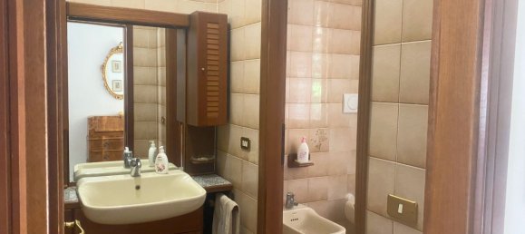 5 rooms House in Castelnuovo Rangone, Italy No. 271736 12