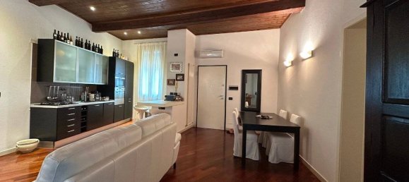 1 bedroom Apartment in Ferrara, Italy No. 278960 8