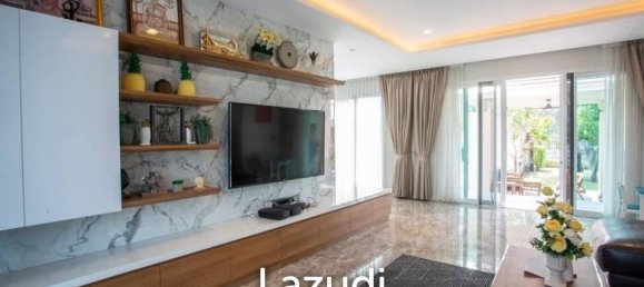 5 bedrooms Villa in Hua Hin, Thailand No. 19940 5