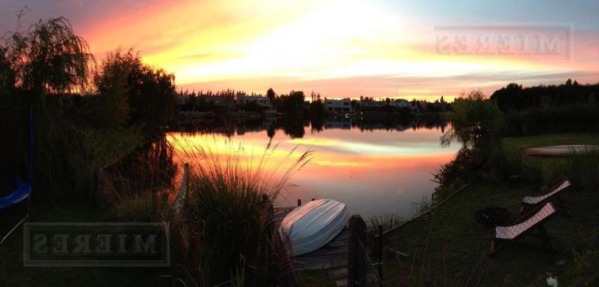 Grundstück in Tigre, Argentina, Nr. 42364