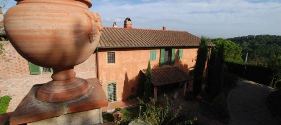 Casa de 16 divisões em Pontedera, Italy N.º 161248 21